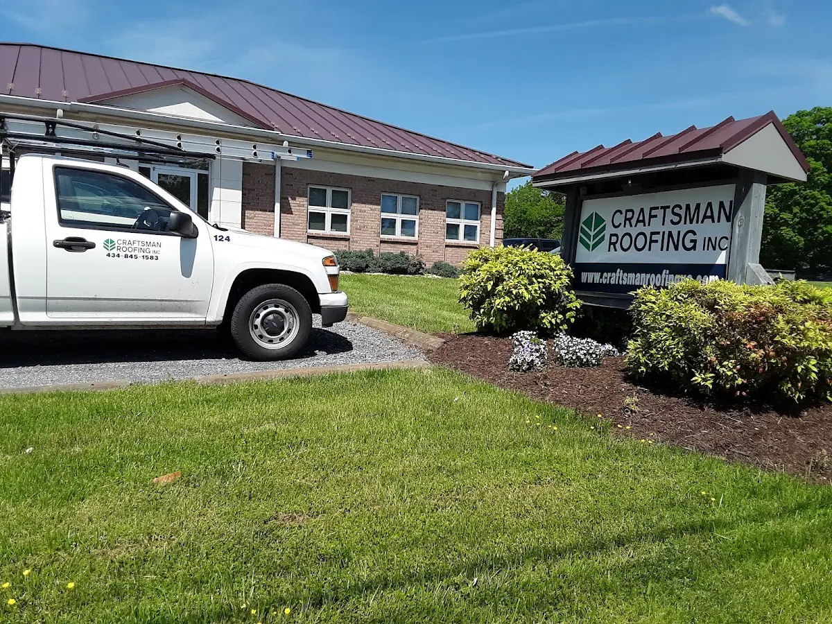 Quality Gutter & Downspout Repair by experienced craftsmen in Navarre